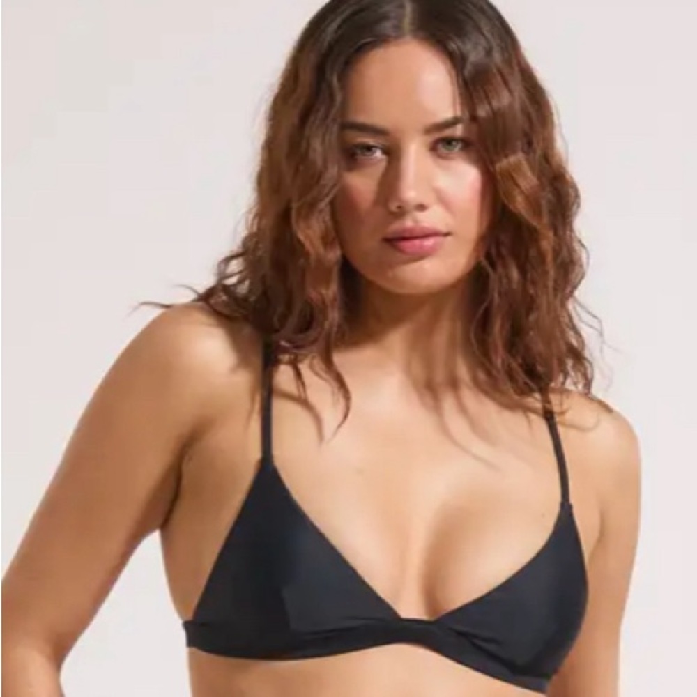 NWT Piha bikini top